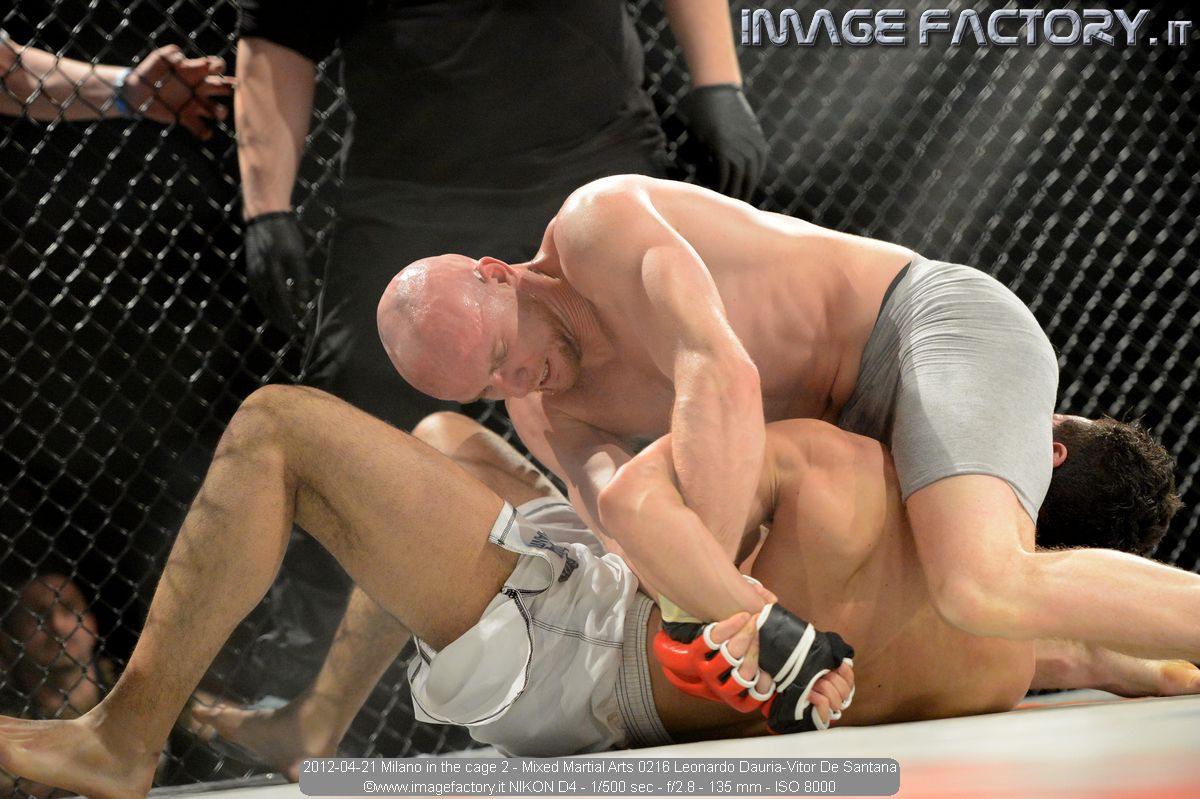 2012-04-21 Milano in the cage 2 - Mixed Martial Arts 0216 Leonardo Dauria-Vitor De Santana